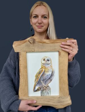 Detailed illustration of a barn owl by Marta Gotlība.